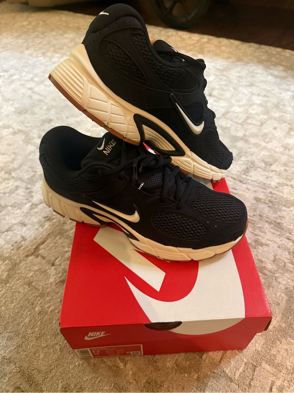 NWT Nike V5 RNR